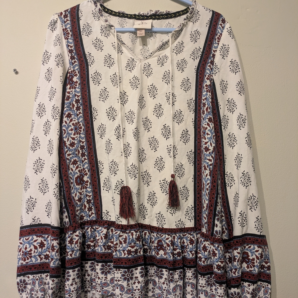 Knox Rose White and Red Bohemian Blouse